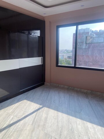 3 BHK Builder Floor For Rent in Chattarpur