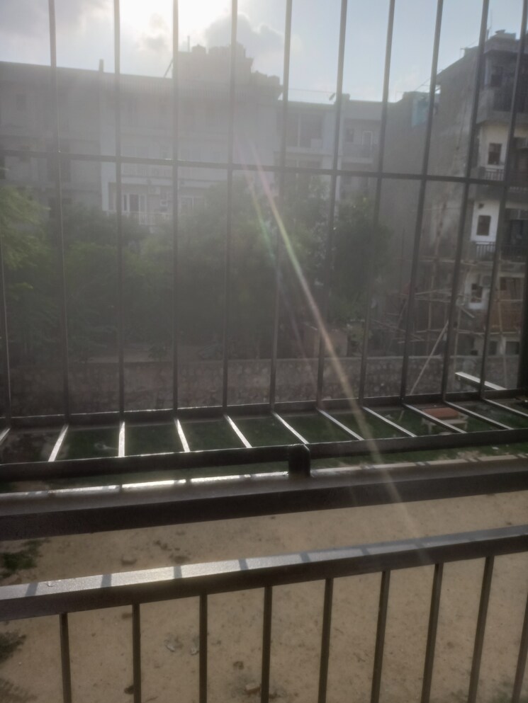 Balcony, vasant kunj enclave 2 Bedroom 750 Sq.Ft. Builder Floor In Vasant Kunj Enclave Delhi 8995183