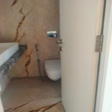 Bathroom in 3 BHK Apartment at Kalpataru Solitaire, Juhu – for Sale