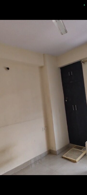 2 BHK Apartment For Rent in SCC Sapphire, Raj Nagar Extension