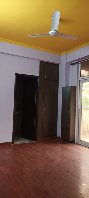 Master Bedroom in 2 BHK Apartment at Mahagun Mosaic, Vaishali Sector 4 – for Sale