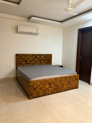 Bedroom in 3 BHK Builder Floor at Veera Safdarjung Enclave, Safdarjung Enclave – for Rent