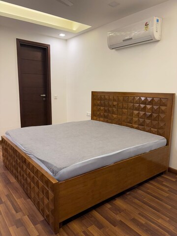 Bedroom in 3 BHK Builder Floor at Veera Safdarjung Enclave, Safdarjung Enclave – for Rent