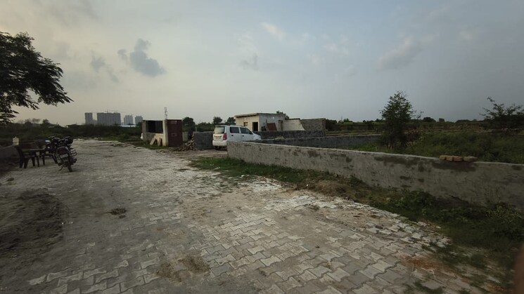 Exterior View, noida central  100 Sq.Yd. Plot In Noida Central Noida 8995418