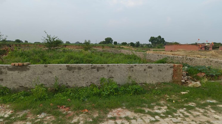 undefined, noida central  100 Sq.Yd. Plot In Noida Central Noida 8995418