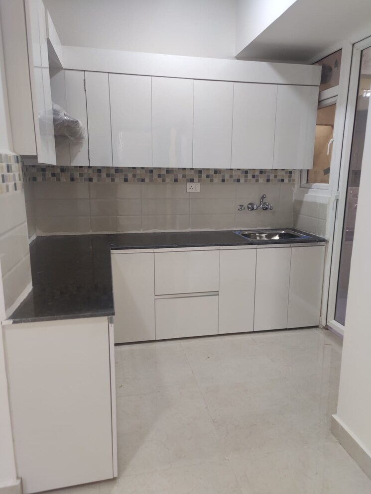 Kitchen, signature-global-orchard-avenue 2 Bedroom 900 Sq.Ft. Apartment In Sector 93 Gurgaon 8995455