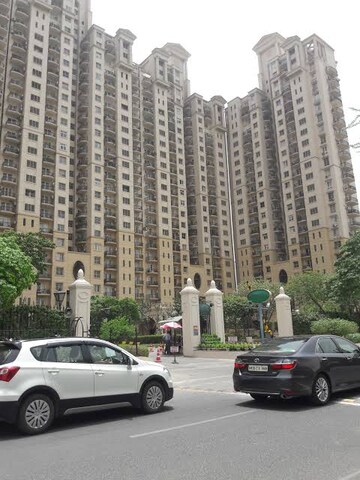 3 BHK Apartment For Rent in DLF Regency Park II, Sector 27