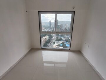 Room in 2 BHK Apartment at Ashar Axis, Majiwada – for Rent