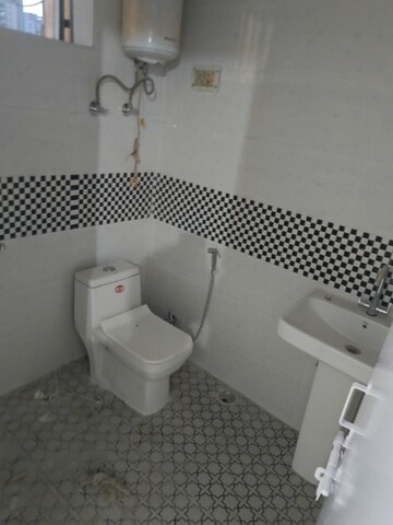 Attached Bathroom in 2 BHK Builder Floor at S S Southend, Sector 49 – for Rent