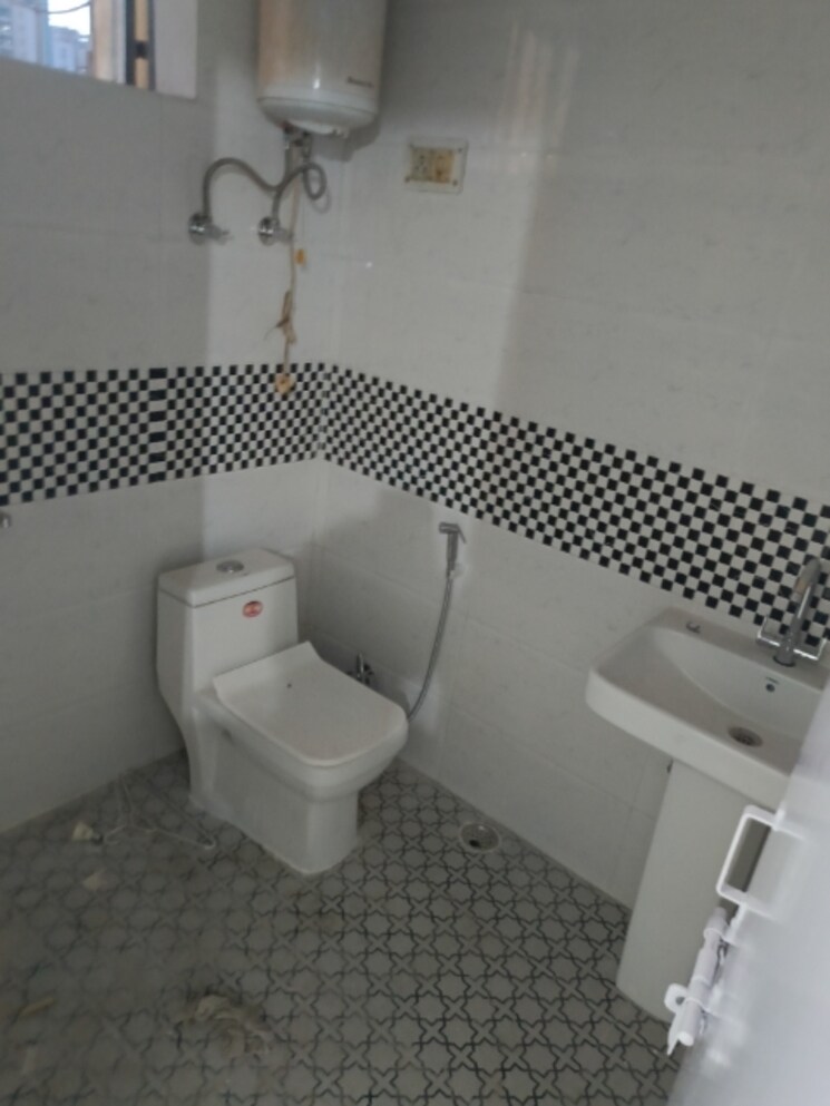 Attached Bathroom, s-s-southend 2 Bedroom 850 Sq.Ft. Builder Floor In Sector 49 Gurgaon 8995517