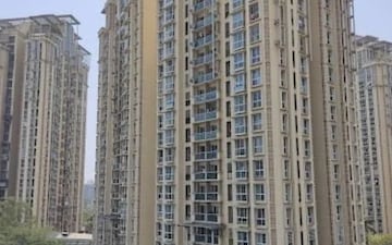 2 BHK Apartment For Sale in Sheth Vasant Lawns, Laxmi Nagar