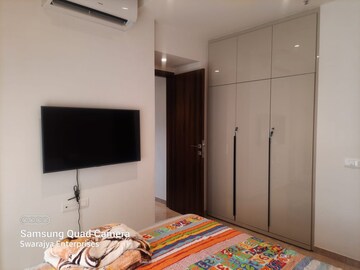 Master Bedroom in 1 BHK Apartment at Hiranandani Regent Hill, Powai – for Rent
