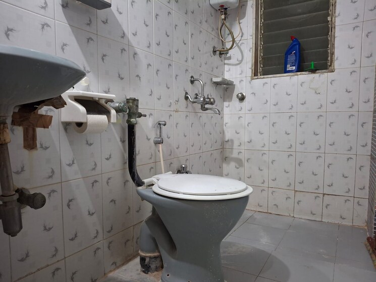 Bathroom, shiv-bhagtani-manor-3b-chs 2 Bedroom 1000 Sq.Ft. Apartment In Chandivali Mumbai 8995510