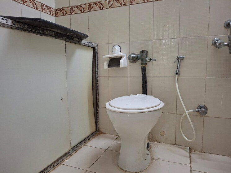 Attached Bathroom, shiv-bhagtani-manor-3b-chs 2 Bedroom 1000 Sq.Ft. Apartment In Chandivali Mumbai 8995510