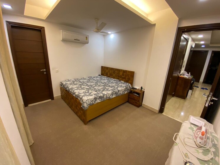 Living Room, veera-safdarjung-enclave 3 Bedroom 1500 Sq.Ft. Builder Floor In Safdarjung Enclave Delhi 8995527