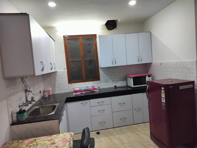 Kitchen, defence colony Studio 550 Sq.Ft. Apartment In Defence Colony Delhi 8995541