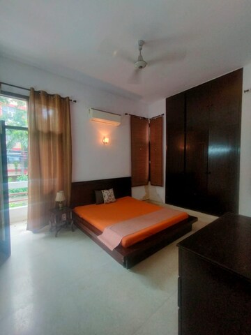 Living Room in 3 BHK Apartment at Defence Colony – for Rent