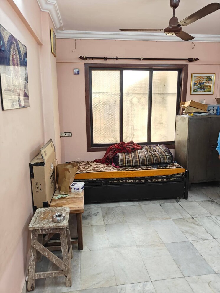 Living Room, andheri east 2 Bedroom 700 Sq.Ft. Apartment In Andheri East Mumbai 8995558