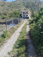 4 BHK + Extra Room 2000 Sq.Ft. Villa in Laxmi Project 