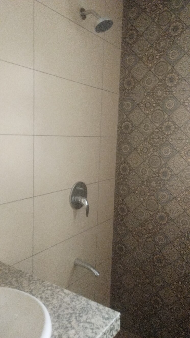 Bathroom, sobha-lake-garden 3 Bedroom 1739 Sq.Ft. Apartment In Kr Puram Bangalore 8995578