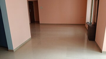 Room in 2 BHK Apartment at Anand Park Aundh, Aundh – for Rent