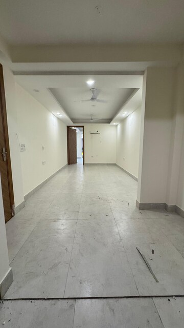 Room in 1.5 BHK Builder Floor at Risland Sky Mansion, Chattarpur – for Rent