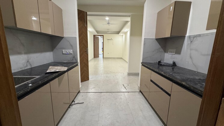 Kitchen, risland-sky-mansion 1.5 Bedroom 1000 Sq.Ft. Builder Floor In Chattarpur Delhi 8995594