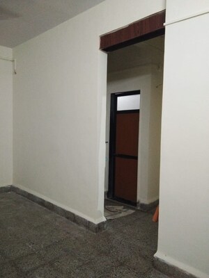 Room in 1 BHK Apartment at Dadlani Park, Majiwada – for Sale
