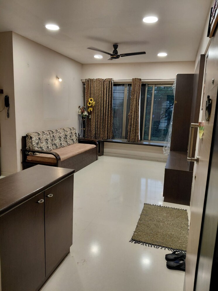 Living Room, siddhachal-apartment-8 3 Bedroom 950 Sq.Ft. Apartment In Vasant Vihar Thane 8995623
