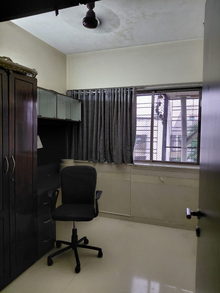 Bedroom, siddhachal-apartment-8 3 Bedroom 950 Sq.Ft. Apartment In Vasant Vihar Thane 8995623