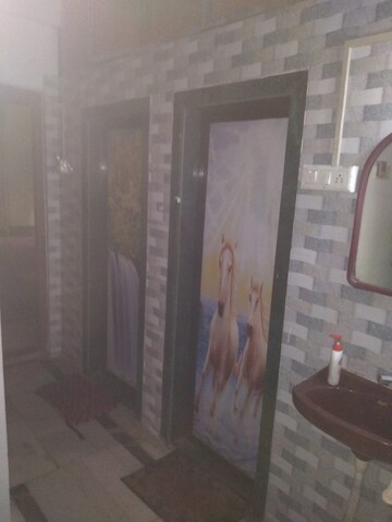 Building Lobby in 3 BHK Villa at Mulund East – for Sale