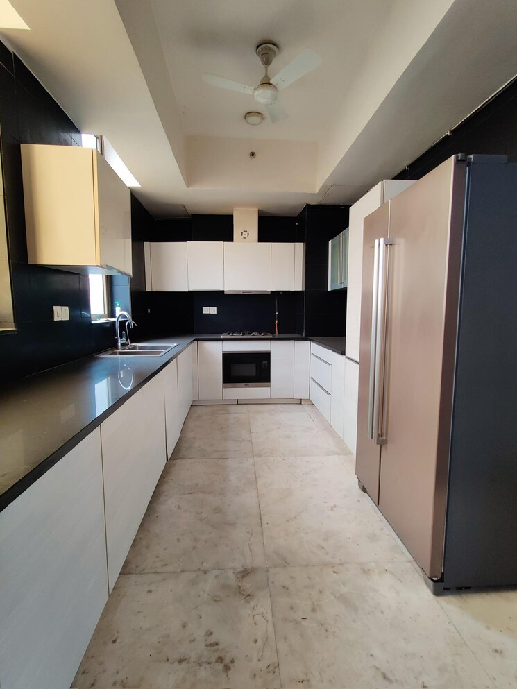 Kitchen, dlf-privana-west 4 Bedroom 3577 Sq.Ft. Apartment In Sector 76 Gurgaon 8995644