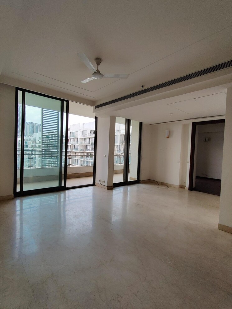 Room, dlf-privana-west 4 Bedroom 3577 Sq.Ft. Apartment In Sector 76 Gurgaon 8995644