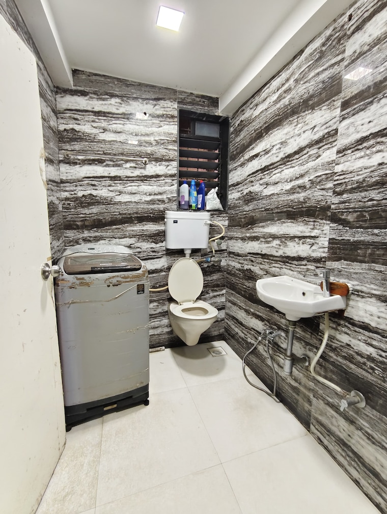 Bathroom, sabari-shivam 2 Bedroom 1055 Sq.Ft. Apartment In Chembur Mumbai 8995647