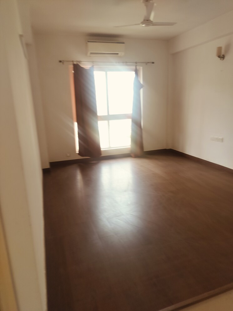 Room, smart-world-gems 3.5 Bedroom 1494 Sq.Ft. Builder Floor In Sector 89 Gurgaon 8995659