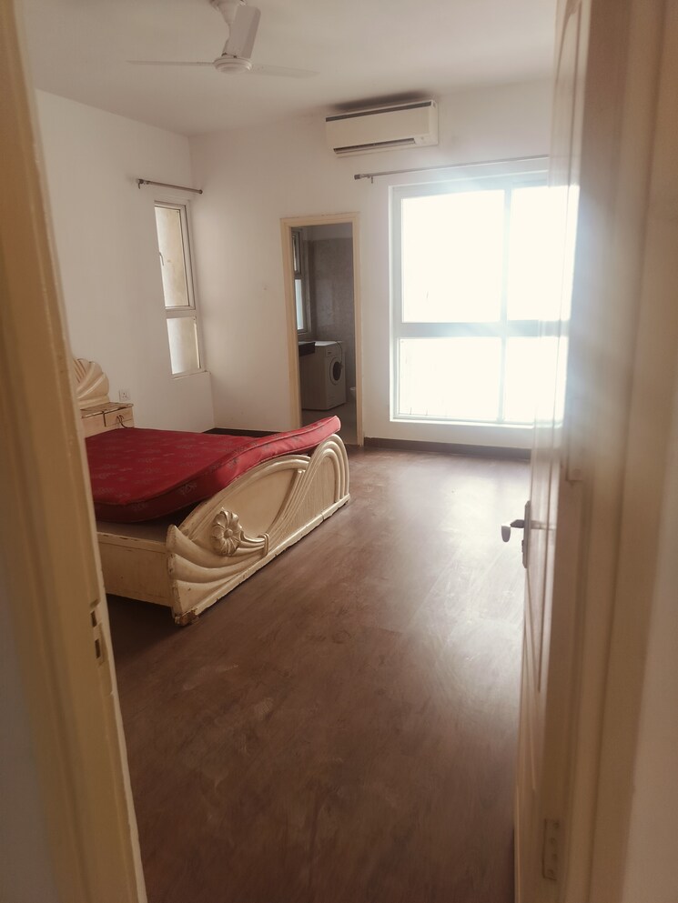 Bathroom, smart-world-gems 3.5 Bedroom 1494 Sq.Ft. Builder Floor In Sector 89 Gurgaon 8995659