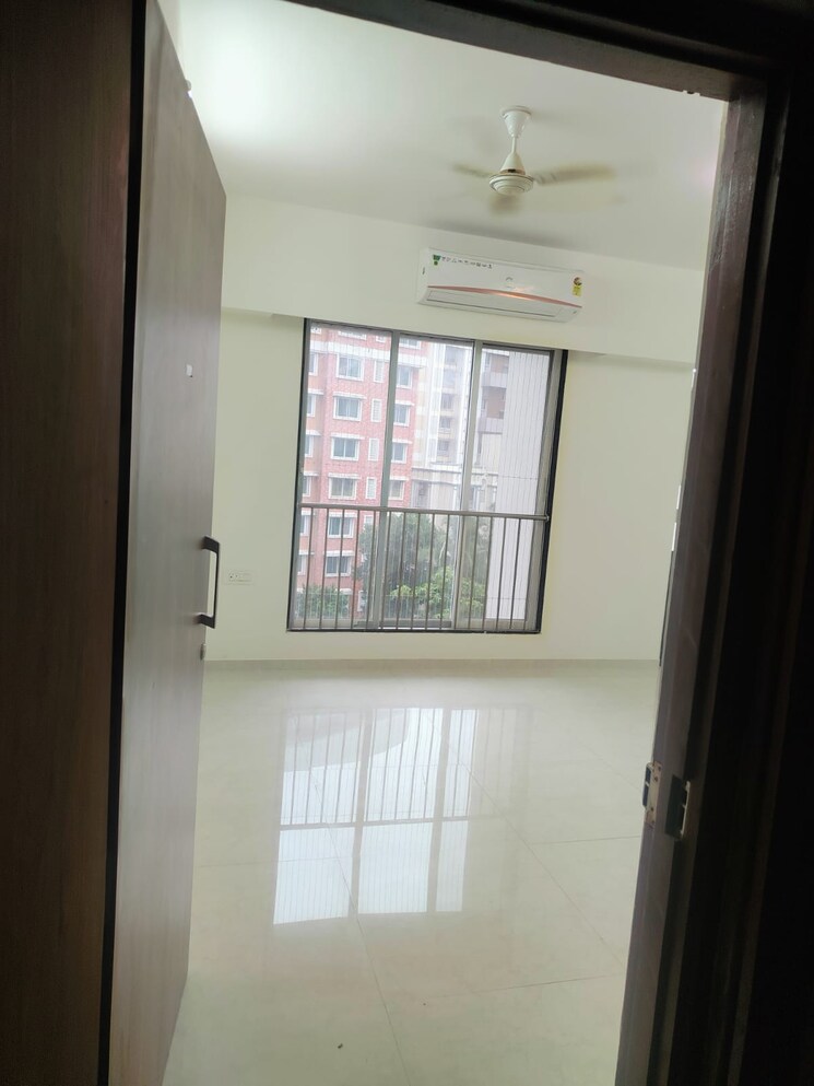 Bathroom, chembur-heights 2 Bedroom 700 Sq.Ft. Apartment In Chembur Mumbai 8995669