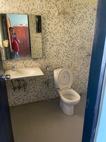 Bathroom in 3.5 BHK Apartment at Shrachi Greenwood Elements, Rajarhat New Town – for Sale