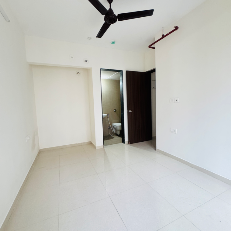 Room, runwal-my-city-phase-ii-cluster-05 1 Bedroom 409 Sq.Ft. Apartment In Usarghar Gaon Thane 8995679