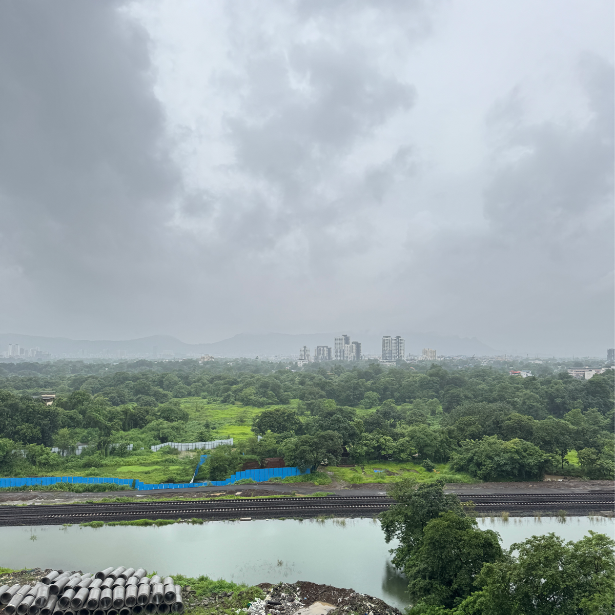 1 BHK + Extra Room Apartment For Sale in Runwal My City Phase II Cluster 05