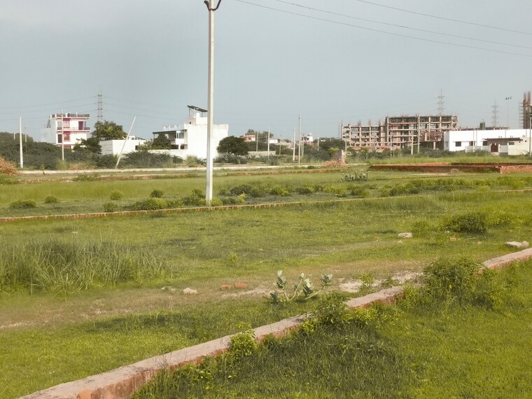 undefined, kanpur road  2000 Sq.Ft. Plot In Kanpur Road Lucknow 8995683
