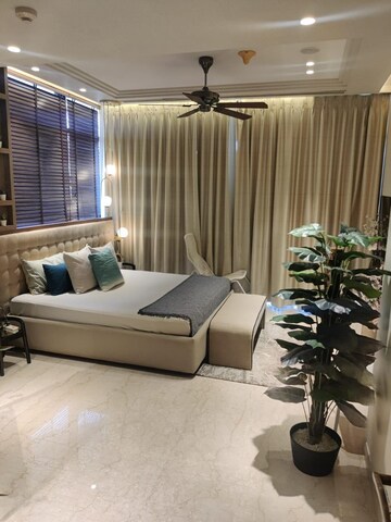 Gym in 5 BHK Apartment at Rustomjee Crown Phase 2, Prabhadevi – for Rent