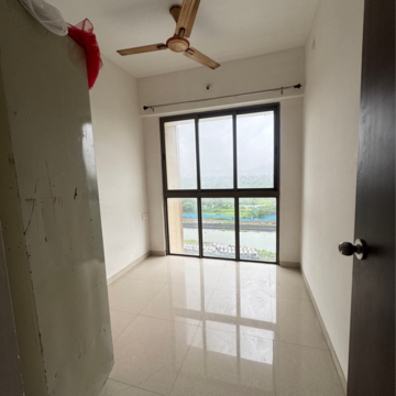 Bathroom in 1.5 BHK Apartment at Runwal My City Phase II Cluster 05, Usarghar Gaon – for Sale
