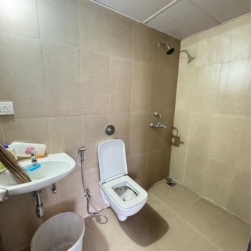 Bathroom in 2 BHK Apartment at Runwal My City Phase II Cluster 05, Usarghar Gaon – for Rent