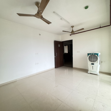 Room in 2 BHK Apartment at Runwal My City Phase II Cluster 05, Usarghar Gaon – for Rent