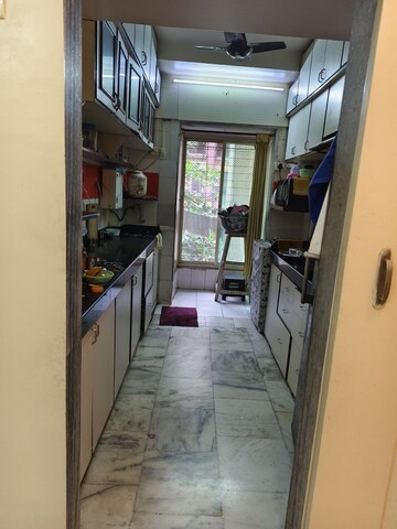 Building Lobby in 1 BHK Apartment at Swapnalok Apartments Malad East, Malad East – for Rent