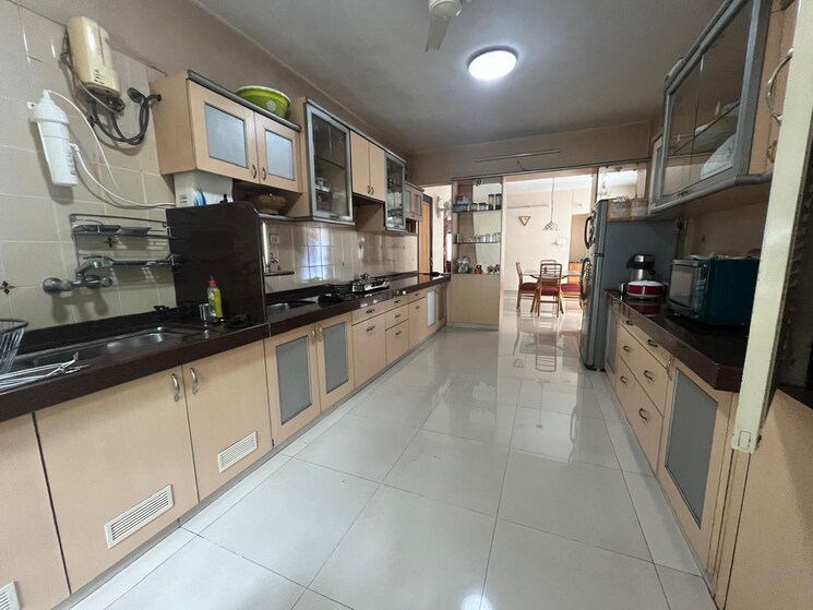 Kitchen, deccan gymkhana 4 Bedroom 2700 Sq.Ft. Apartment In Deccan Gymkhana Pune 8995733