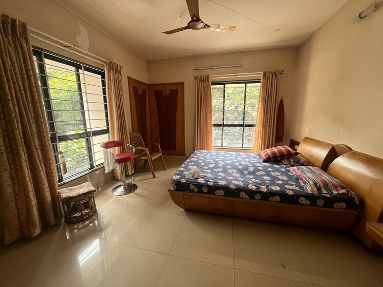 Bedroom, deccan gymkhana 4 Bedroom 2700 Sq.Ft. Apartment In Deccan Gymkhana Pune 8995733