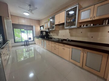 Kitchen in 4 BHK Apartment at Deccan Gymkhana – for Sale