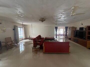 Living Room in 4 BHK Apartment at Deccan Gymkhana – for Sale